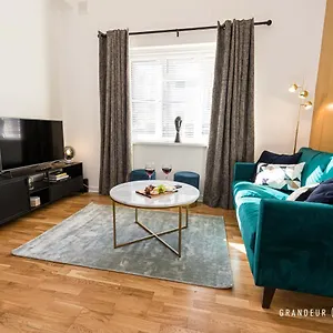 Idyllic 2 Bedroom Centre, Free Parking Apartment Bournemouth